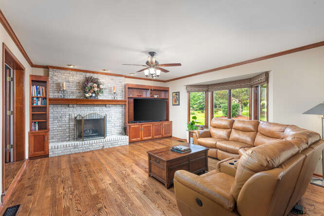 3564 Monarch Circle, Naperville, IL 60564