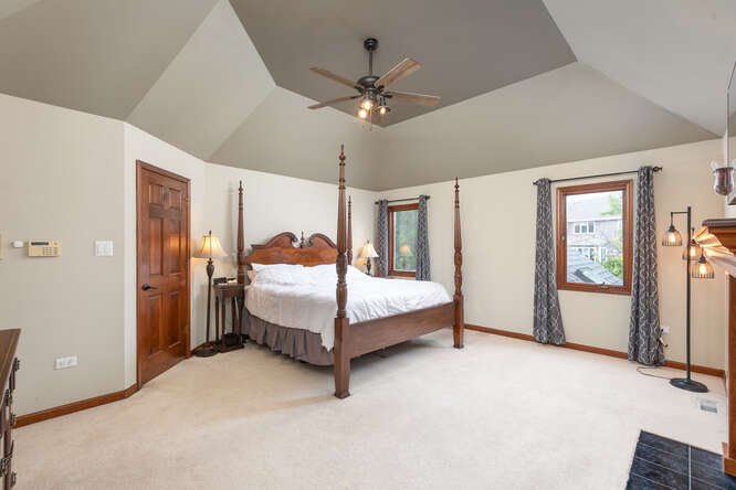 3564 Monarch Circle, Naperville, IL 60564