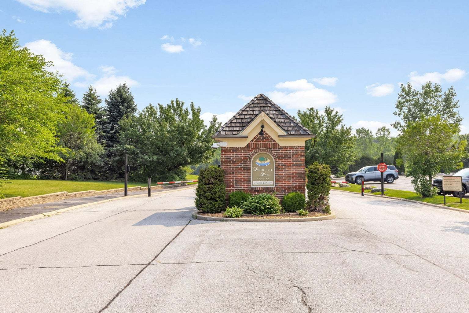 8703 Bridgewater Court, Winfield, IN 46307