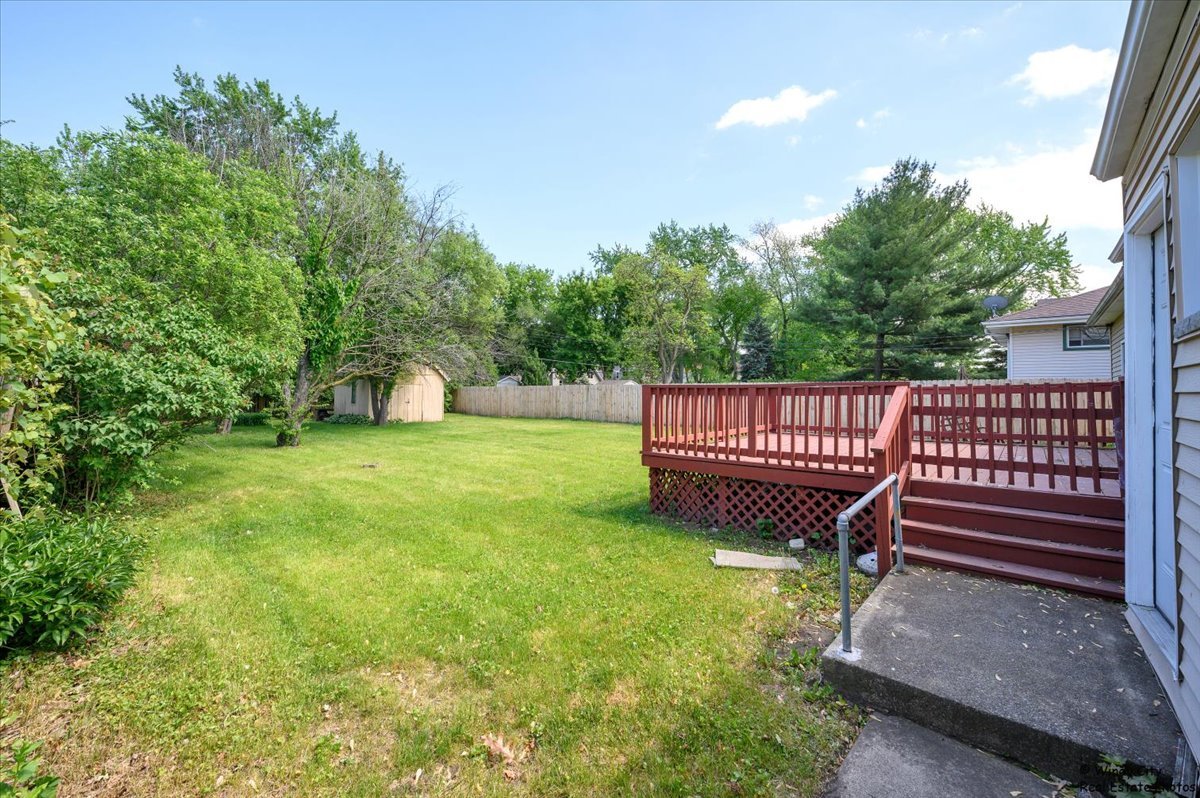 215 S Forest Avenue, Palatine, IL 60074