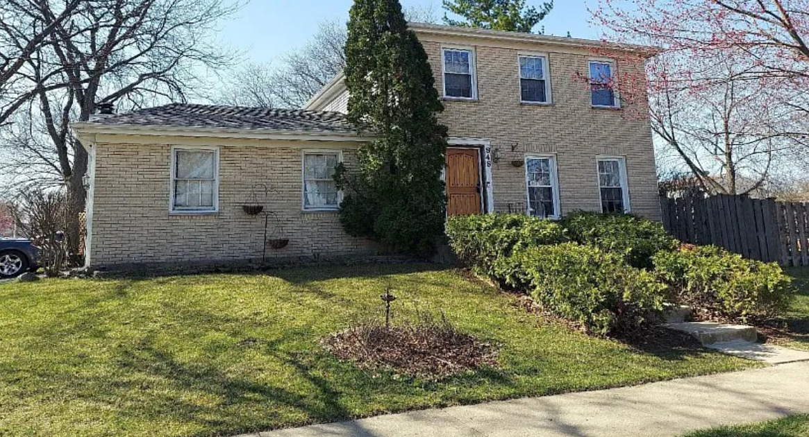 848 Birchbark Trail, Carol Stream, IL 60188