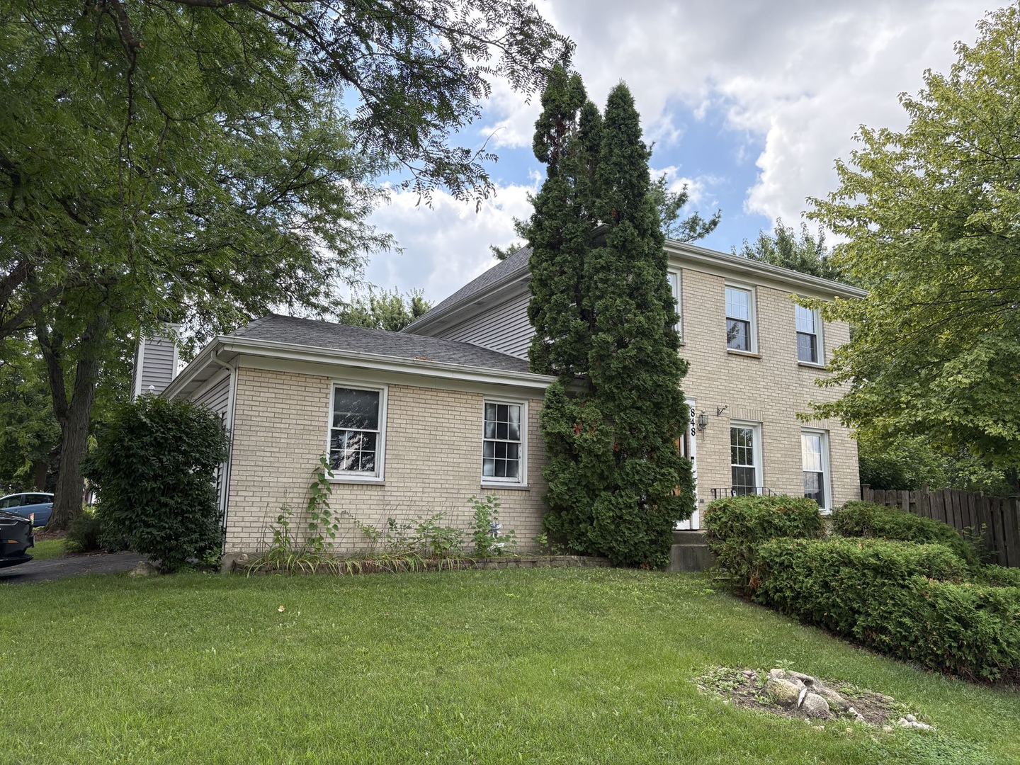 848 Birchbark Trail, Carol Stream, IL 60188