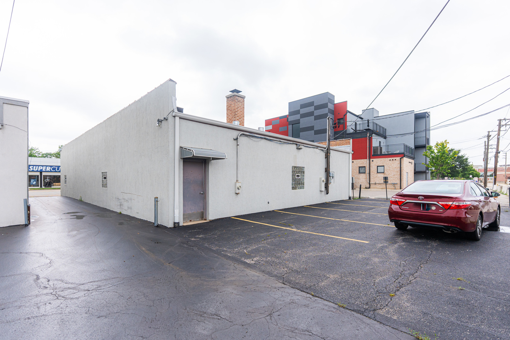 5045 N Harlem Avenue, Chicago, IL 60656