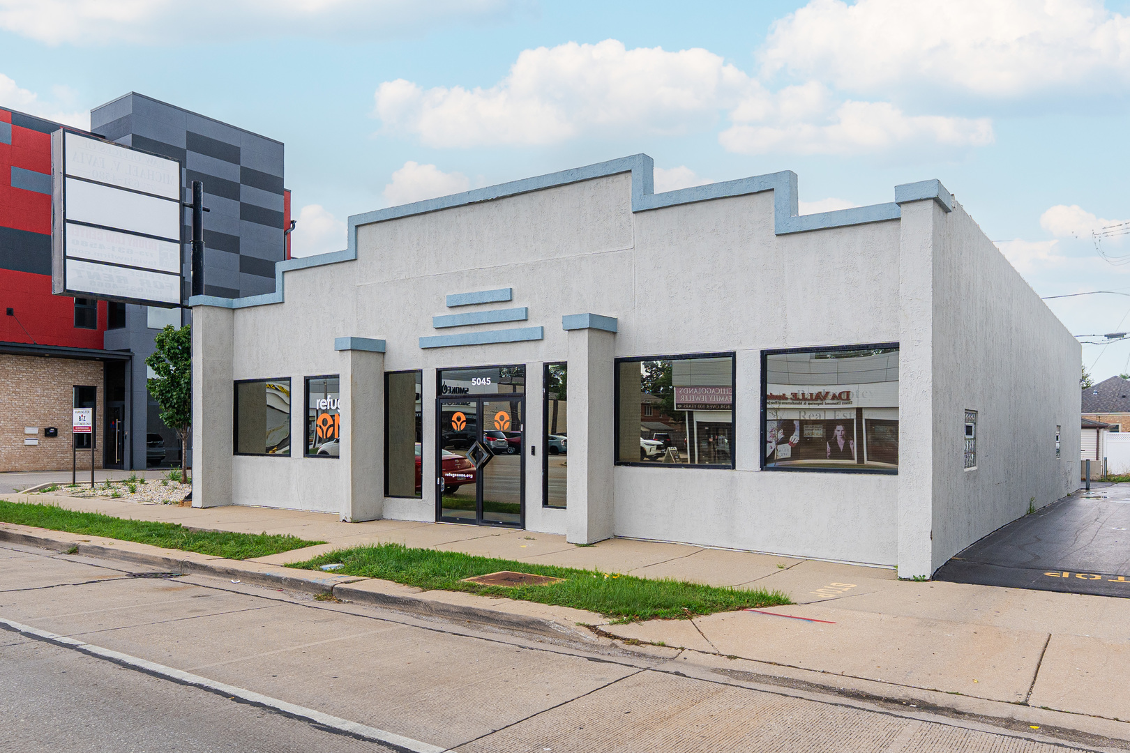 5045 N Harlem Avenue, Chicago, IL 60656