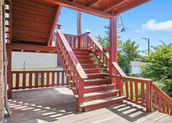2535 W Warren Boulevard, Chicago, IL 60612
