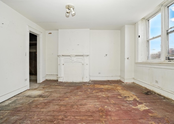 2535 W Warren Boulevard, Chicago, IL 60612