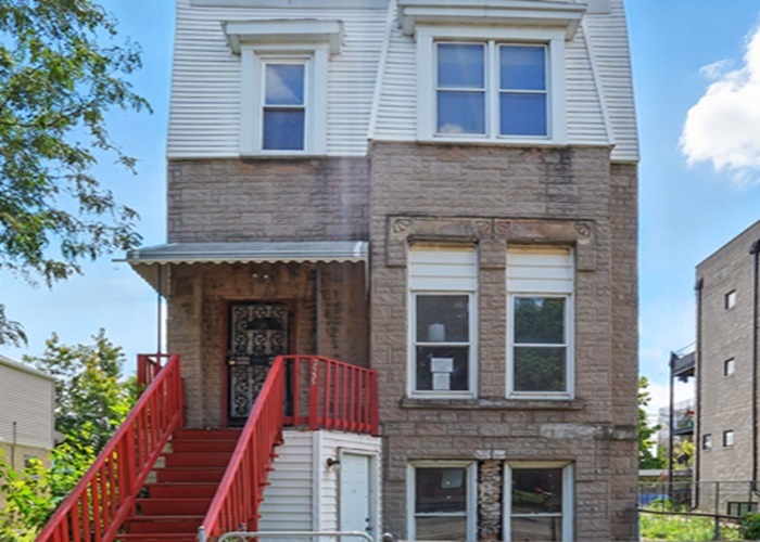 2535 W Warren Boulevard, Chicago, IL 60612