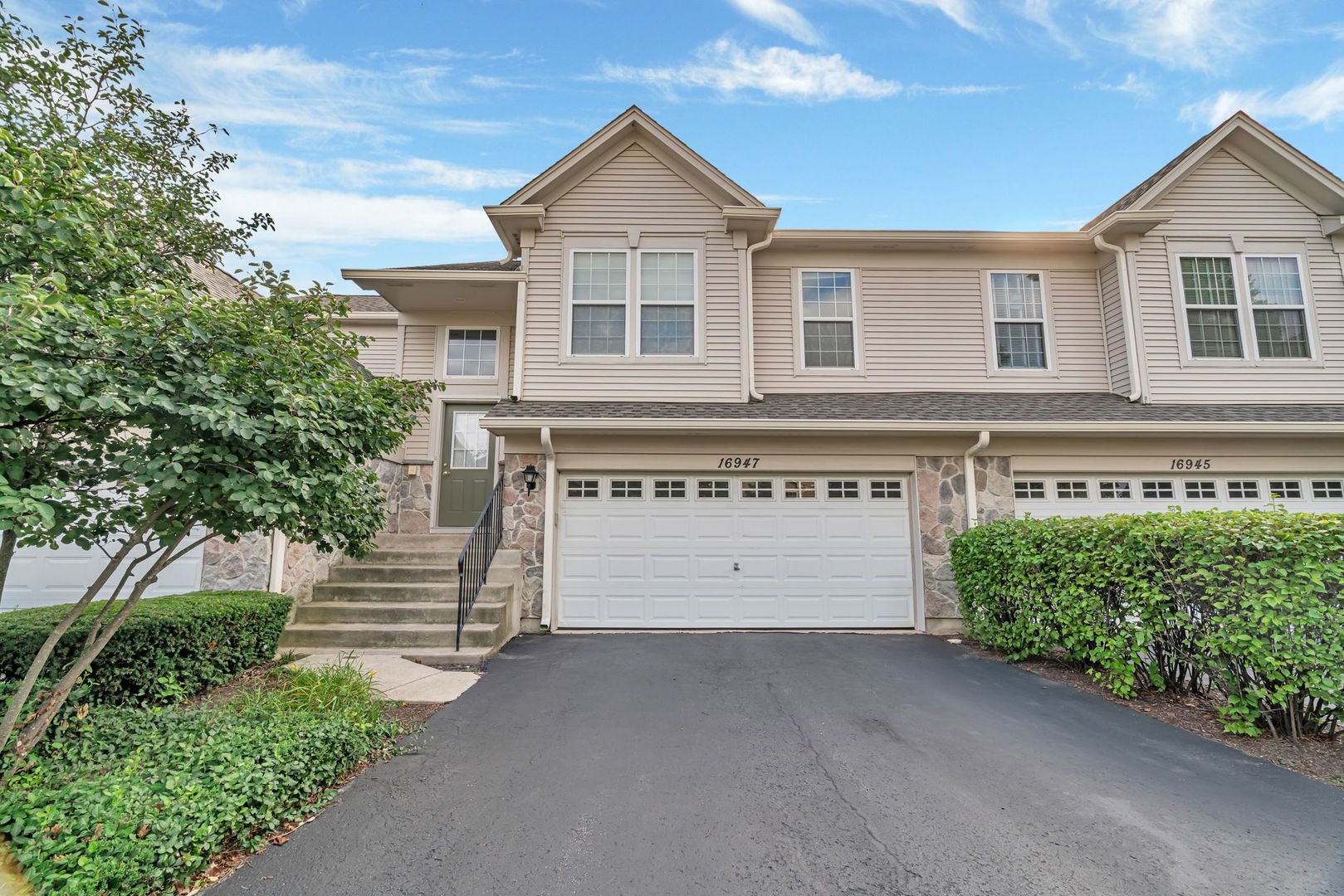 16947 S Timber Drive #16947, Lockport, IL 60441