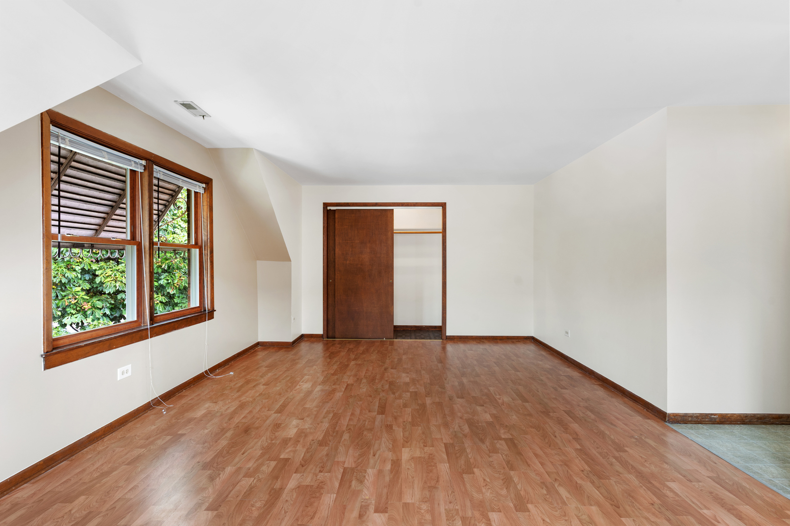 4603 S Komensky Avenue, Chicago, IL 60632