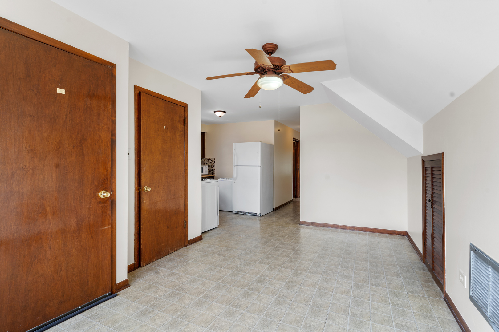 4603 S Komensky Avenue, Chicago, IL 60632
