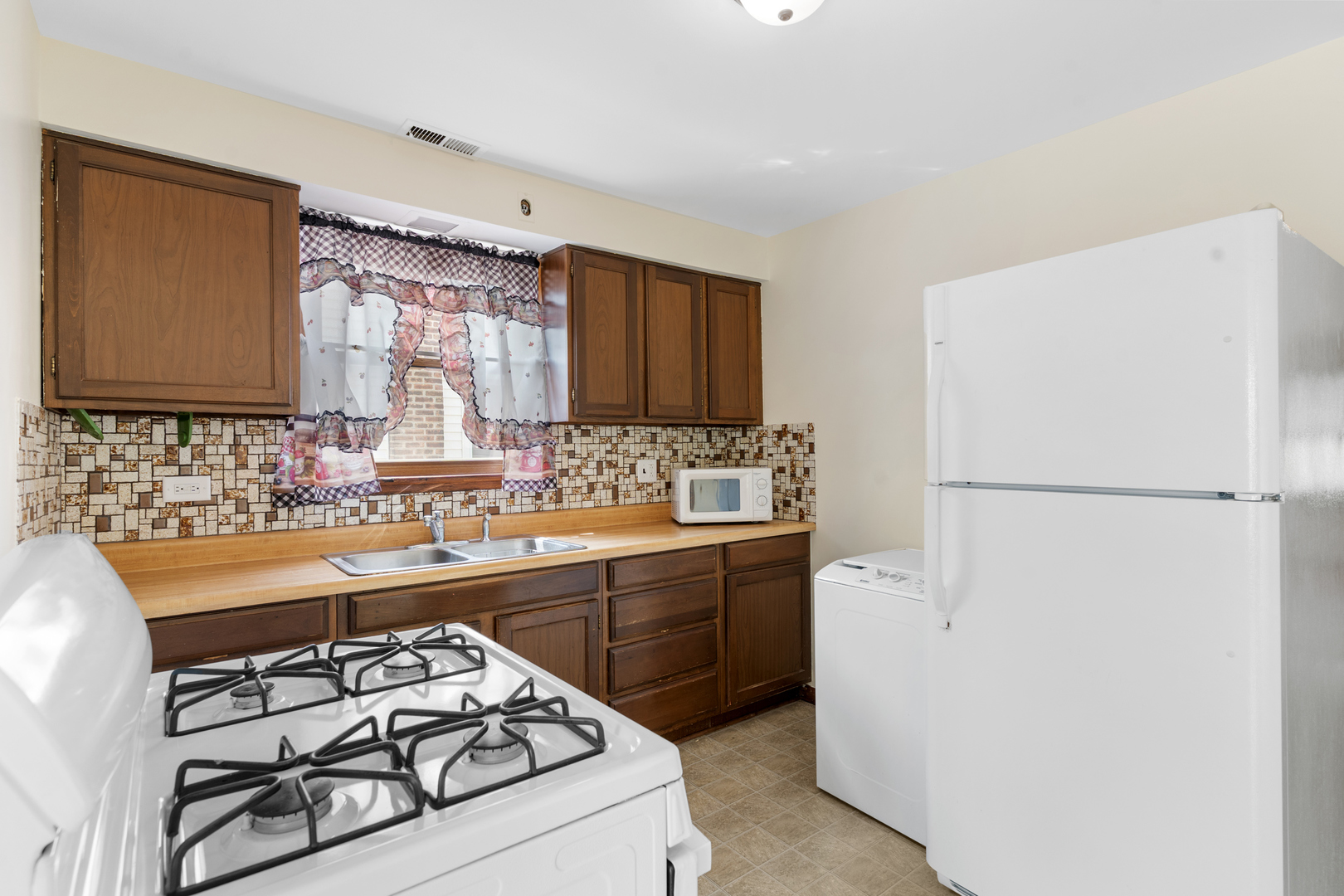 4603 S Komensky Avenue, Chicago, IL 60632
