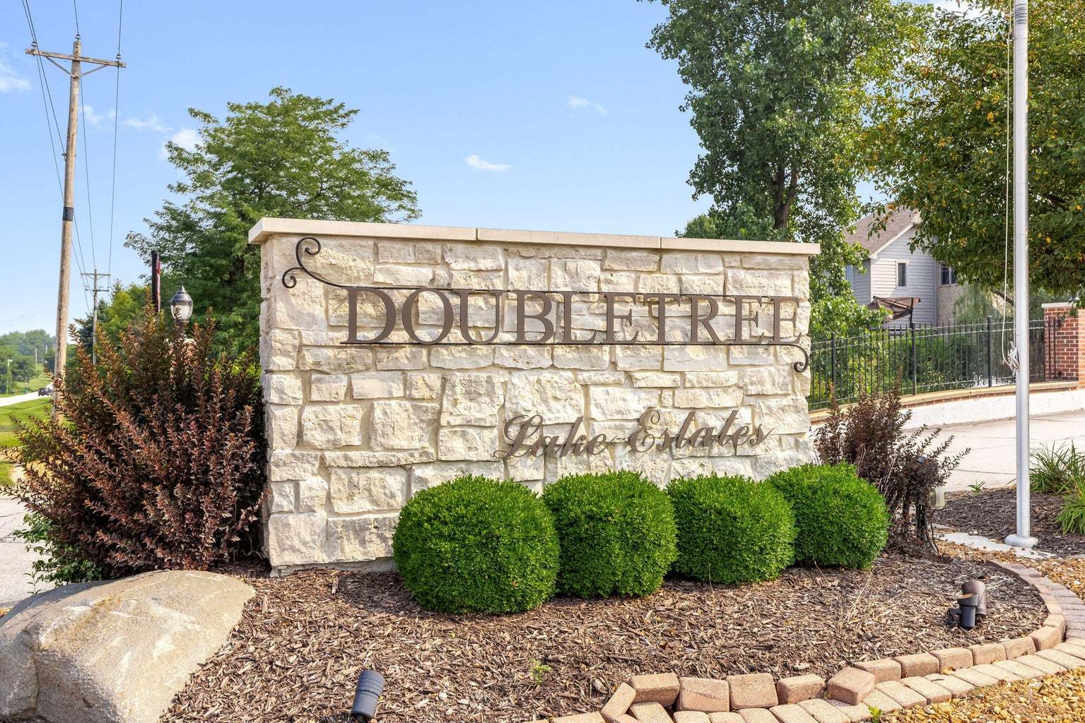 10525 Erie Drive, Winfield, IN 46307