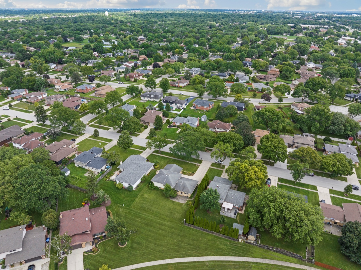 7314 Summit Road, Darien, IL 60561