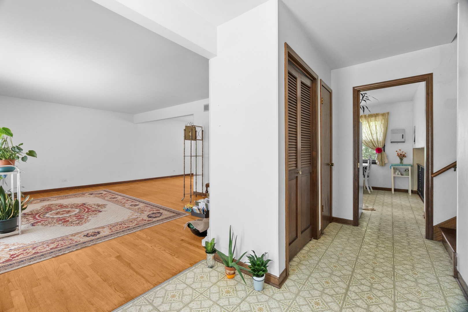 7314 Summit Road, Darien, IL 60561