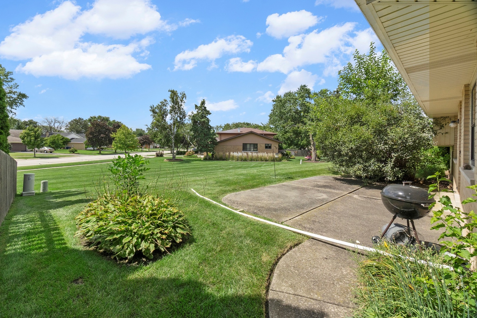 7314 Summit Road, Darien, IL 60561