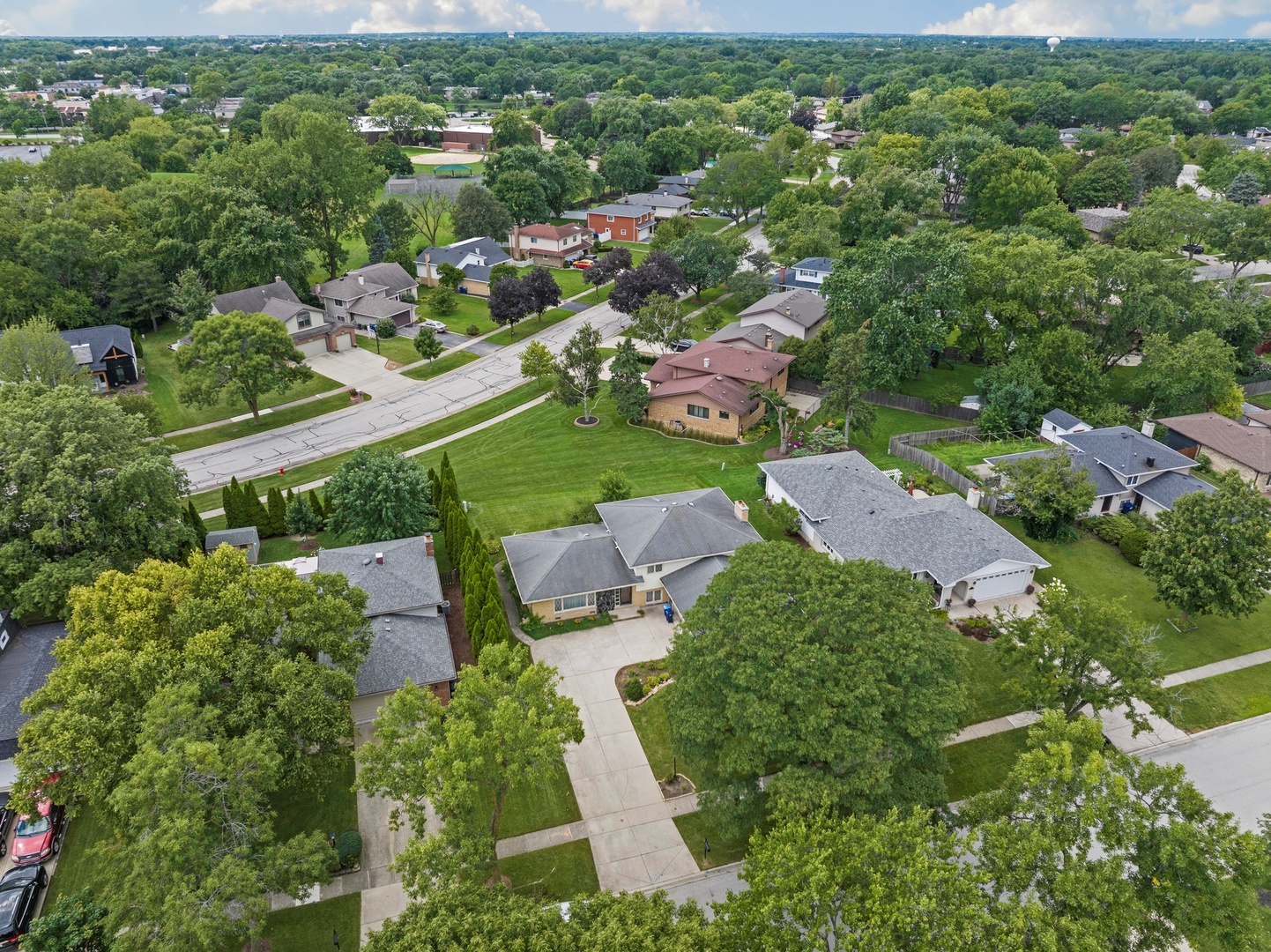 7314 Summit Road, Darien, IL 60561