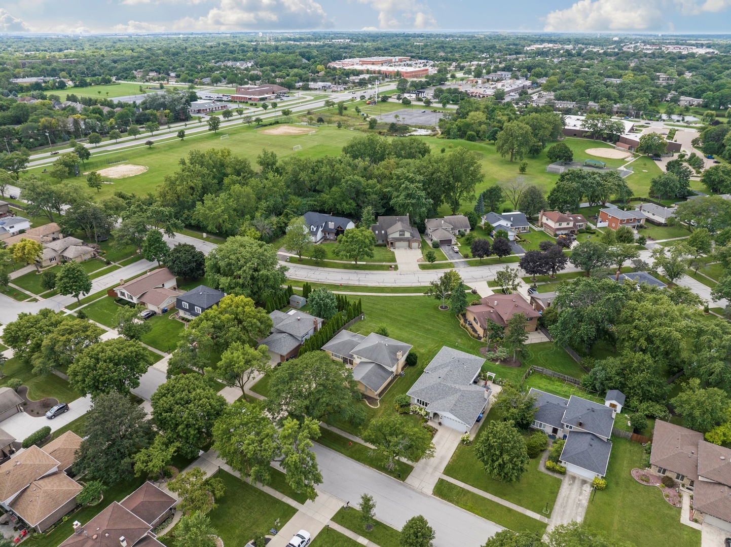 7314 Summit Road, Darien, IL 60561