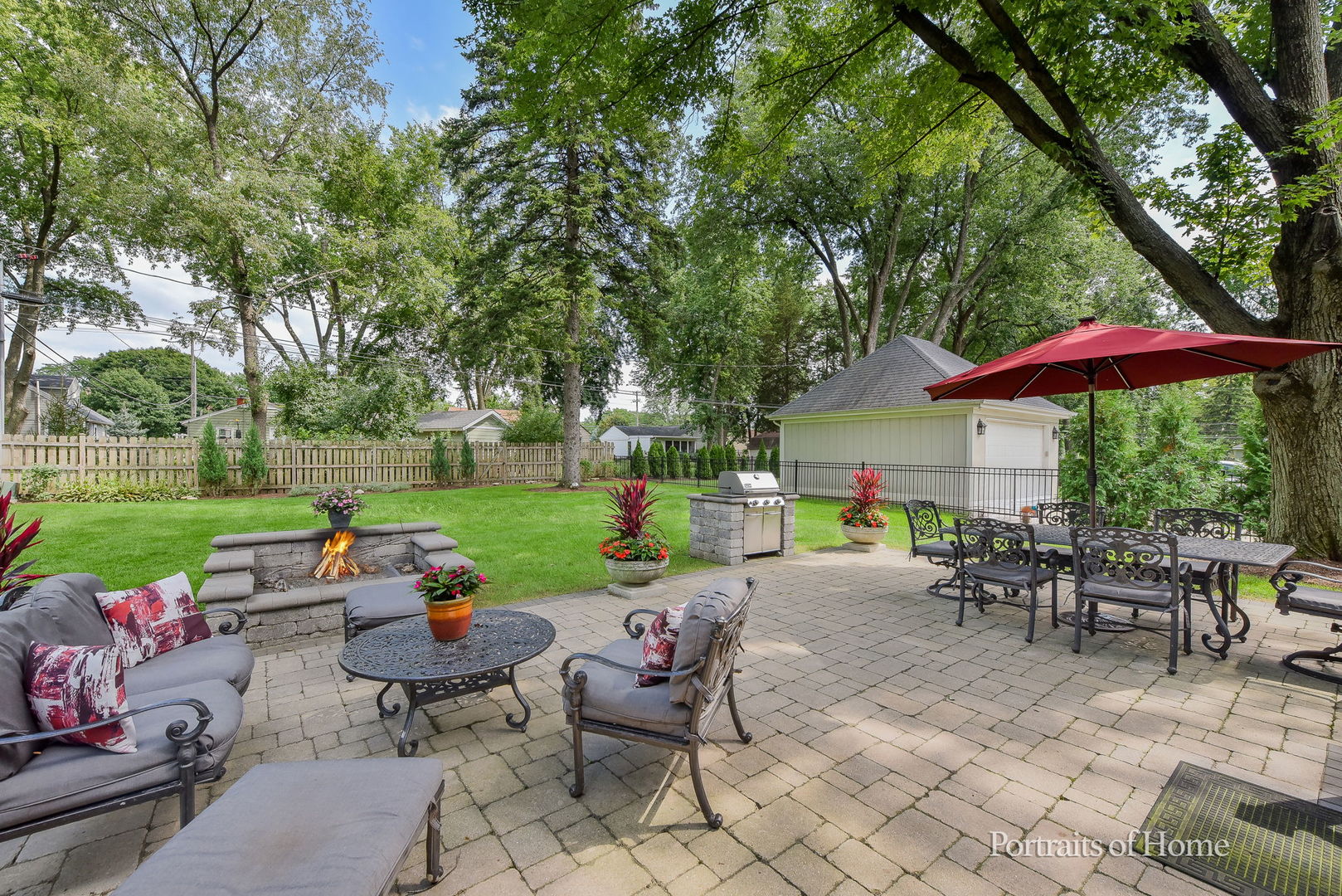 542 N Wright Street, Naperville, IL 60563