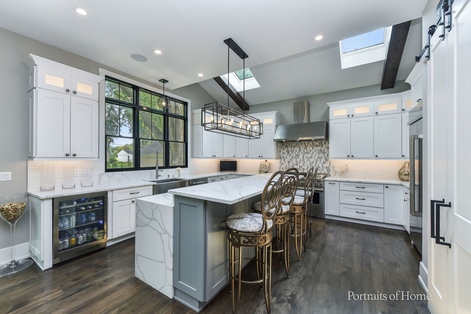 542 N Wright Street, Naperville, IL 60563