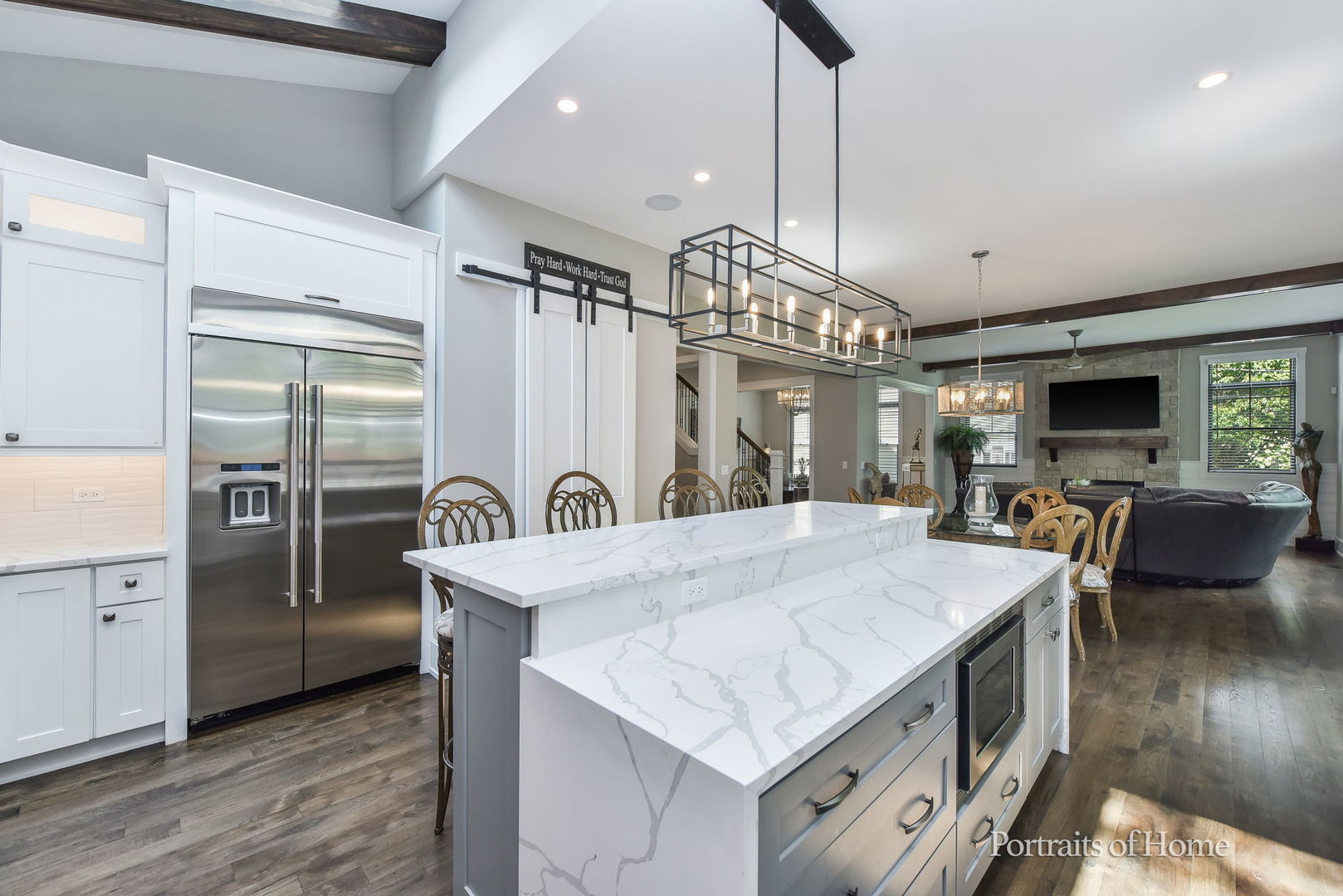 542 N Wright Street, Naperville, IL 60563