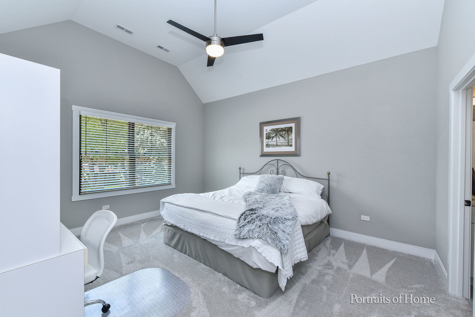 542 N Wright Street, Naperville, IL 60563