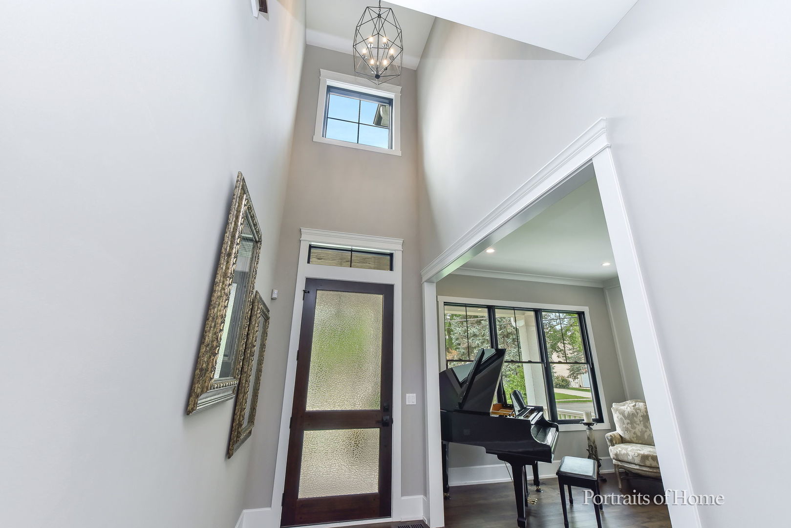 542 N Wright Street, Naperville, IL 60563