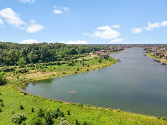 10835 Bridgewater Court, Winfield, IN 46307