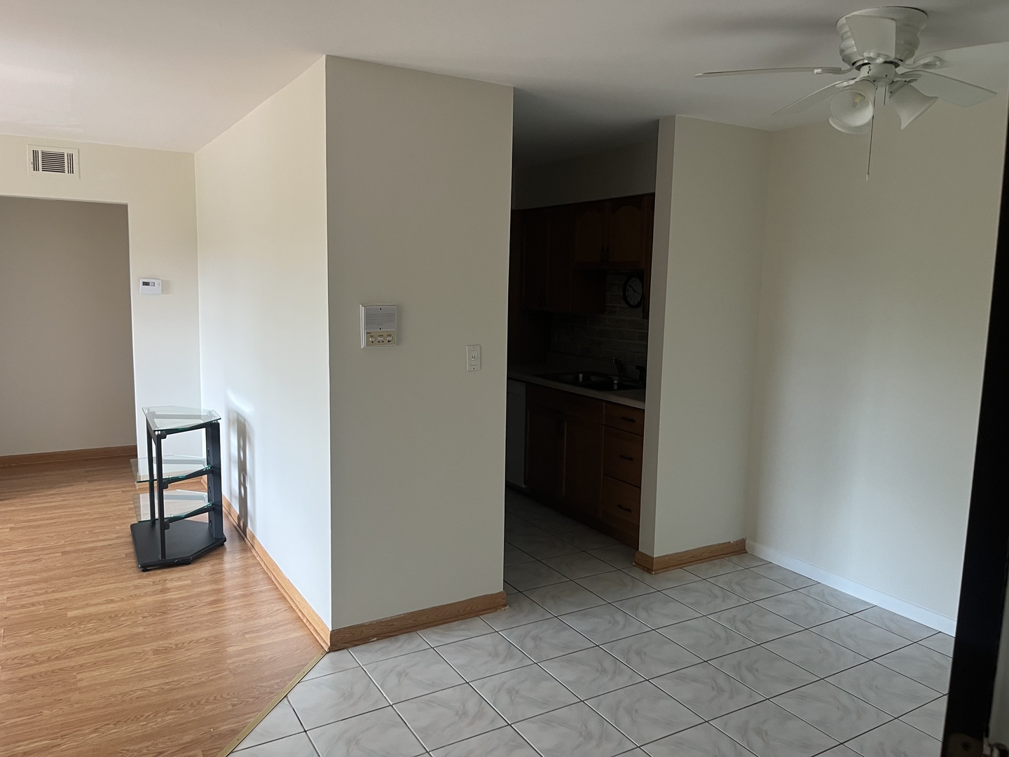 Willowbrook, IL 60527