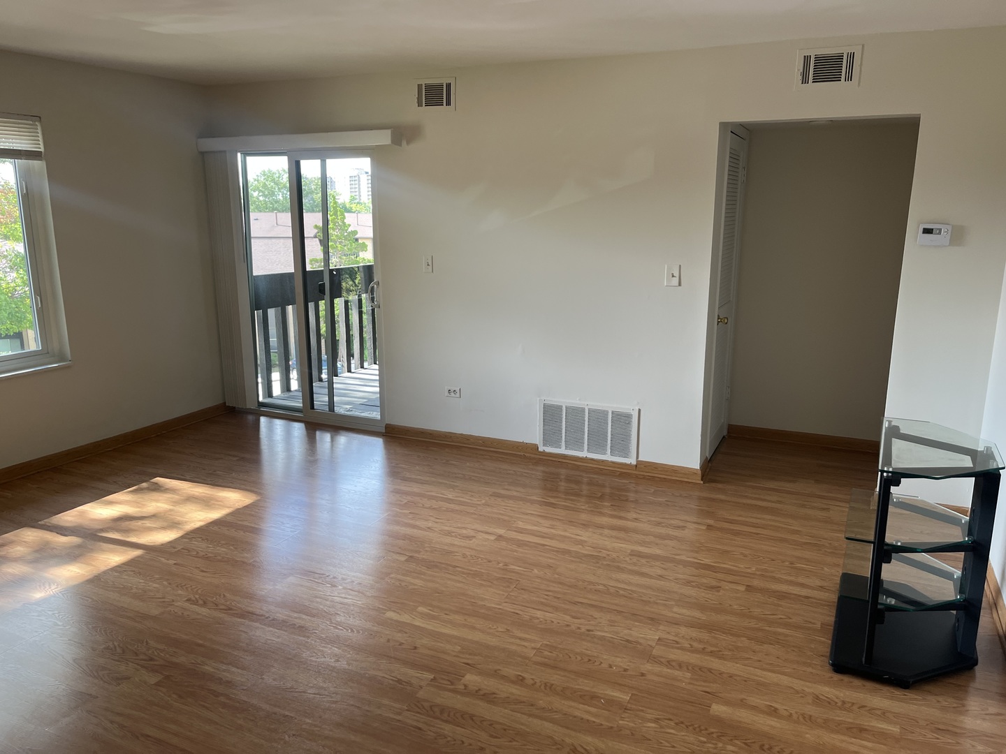 Willowbrook, IL 60527