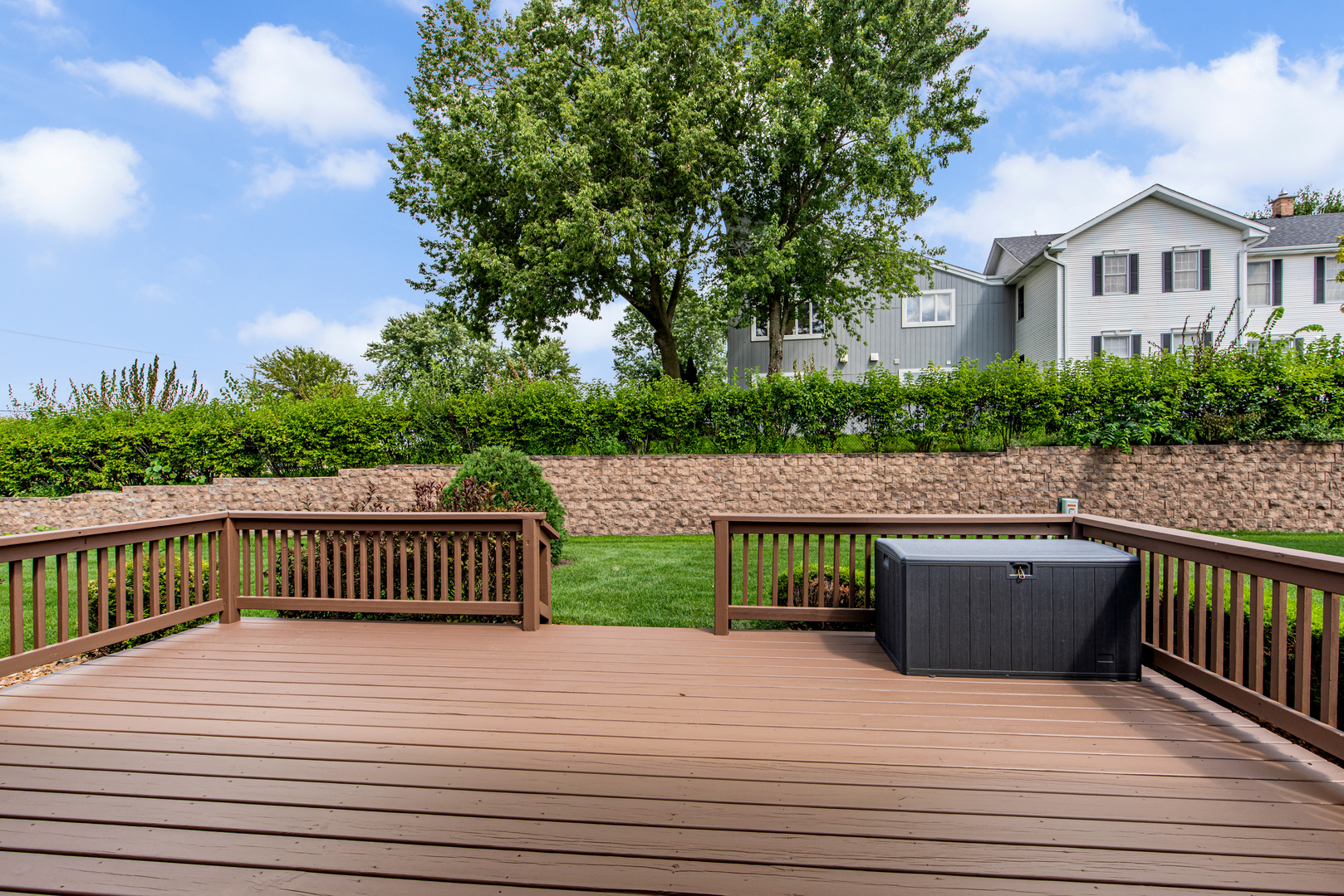 21121 Woodbridge Drive, Frankfort, IL 60423