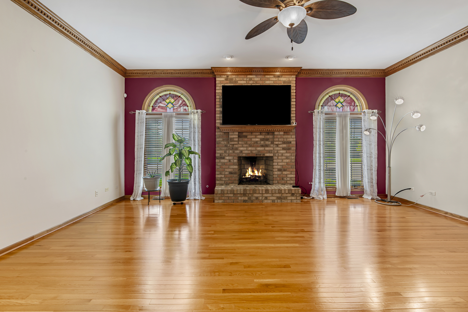 21121 Woodbridge Drive, Frankfort, IL 60423