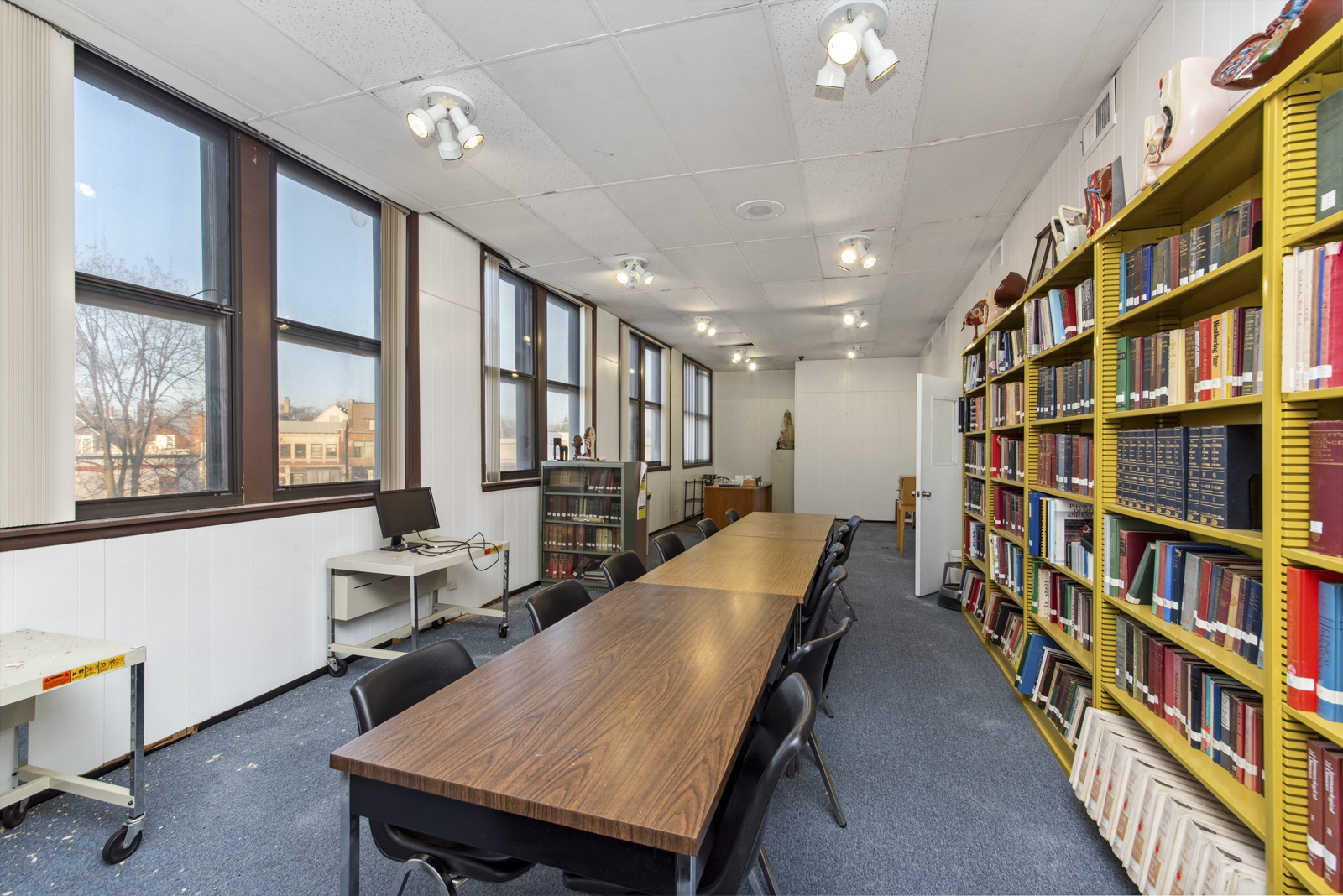 3330-3332 N Milwaukee Avenue, Chicago, IL 60641