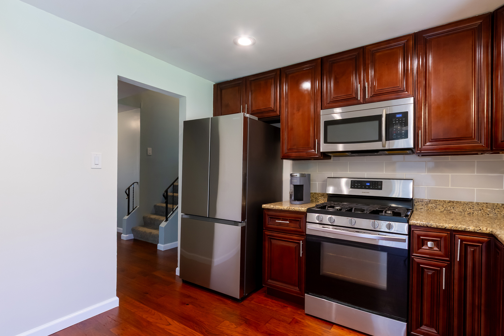 1150 Attleboro Court, Schaumburg, IL 60193