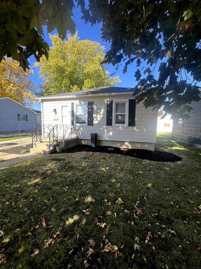 914 E Benton Street, Morris, IL 60450