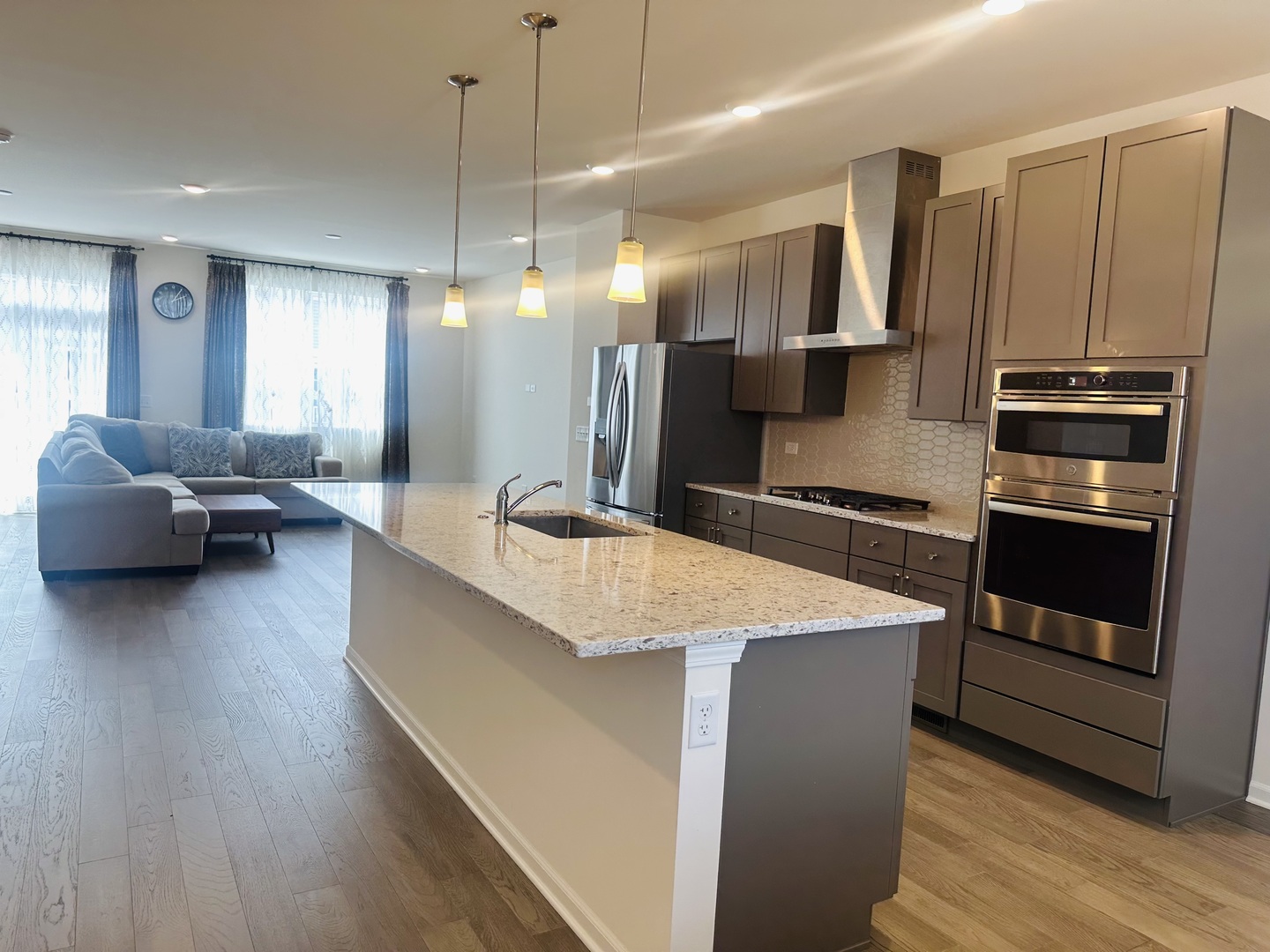4165 Chelsea Manor Circle, Aurora, IL 60504
