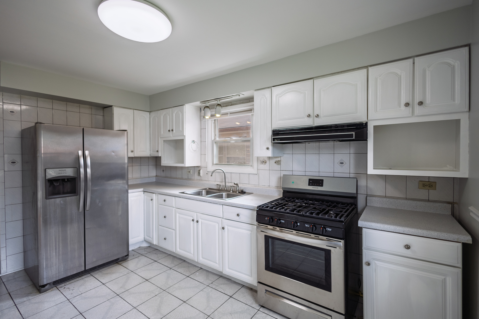 11740 S Loomis Street, Chicago, IL 60643