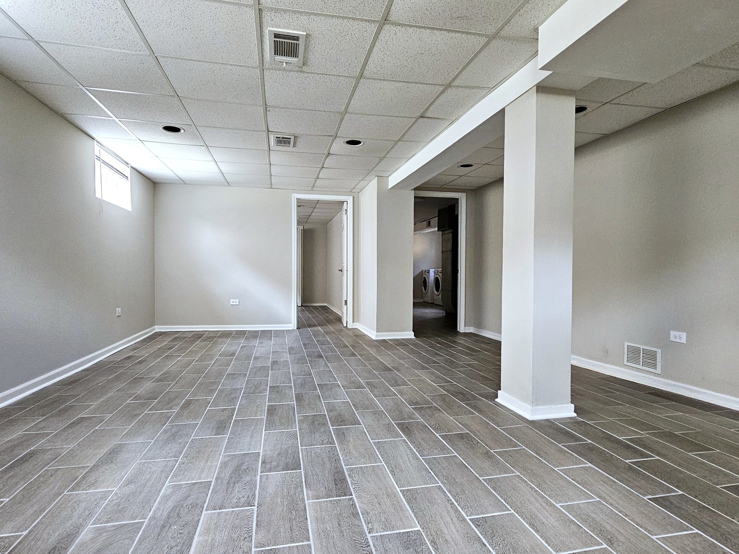 8519 S Tripp Avenue, Chicago, IL 60652