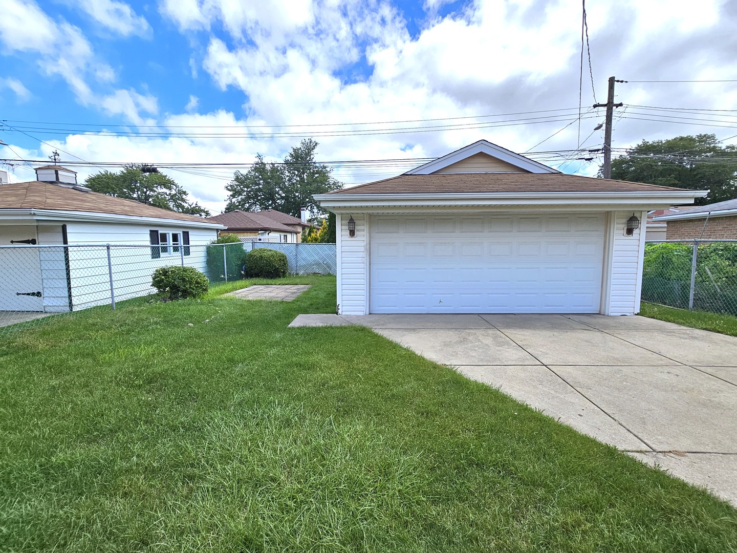 8519 S Tripp Avenue, Chicago, IL 60652