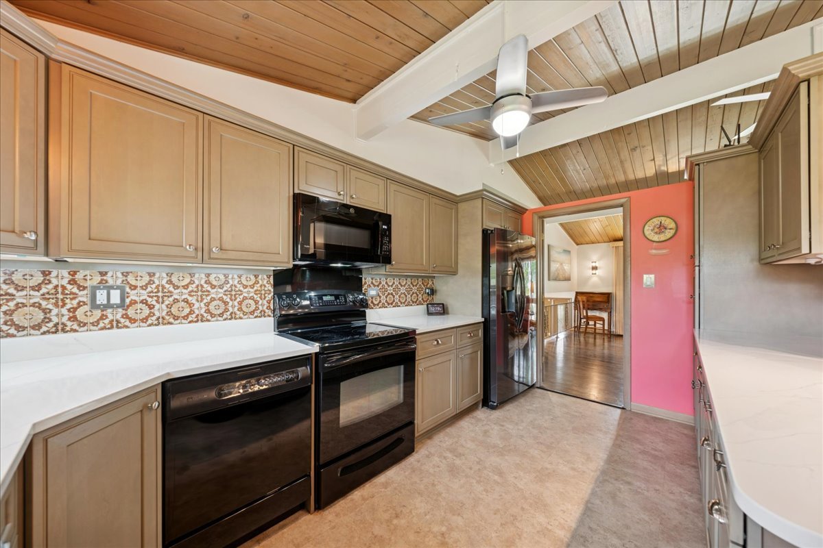 224 W Bradley Street, Des Plaines, IL 60016