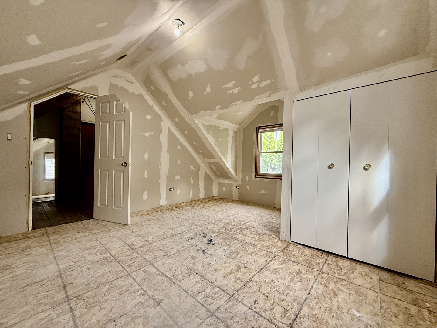 9618 S 51st Avenue, Oak Lawn, IL 60453