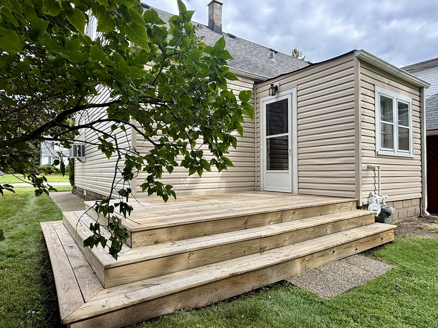 9618 S 51st Avenue, Oak Lawn, IL 60453