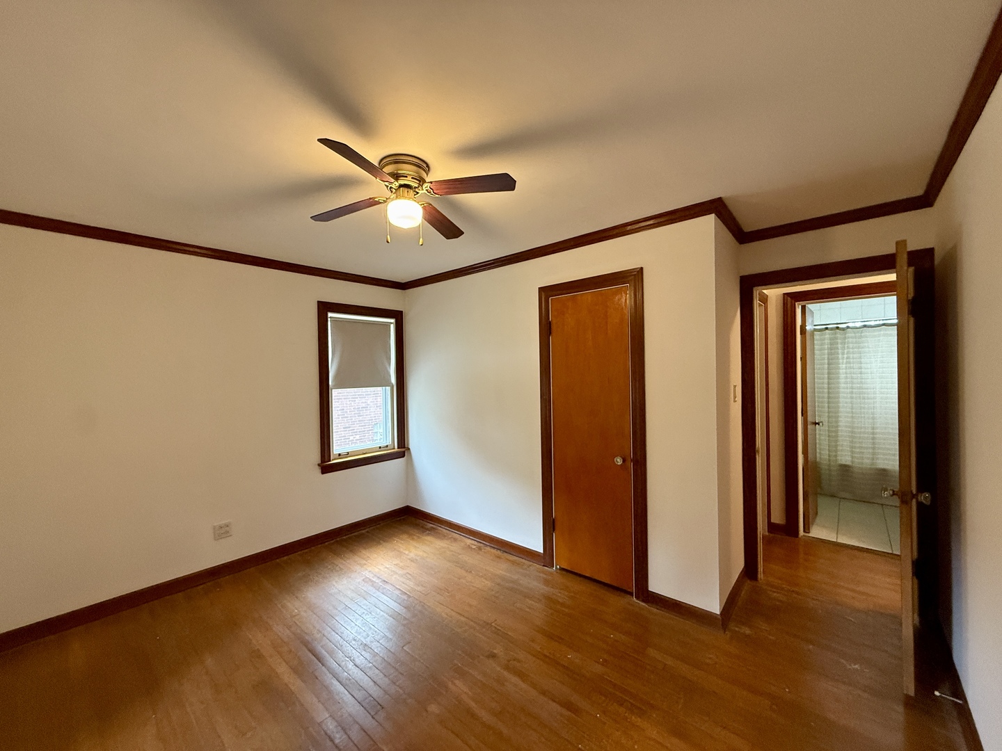 9618 S 51st Avenue, Oak Lawn, IL 60453