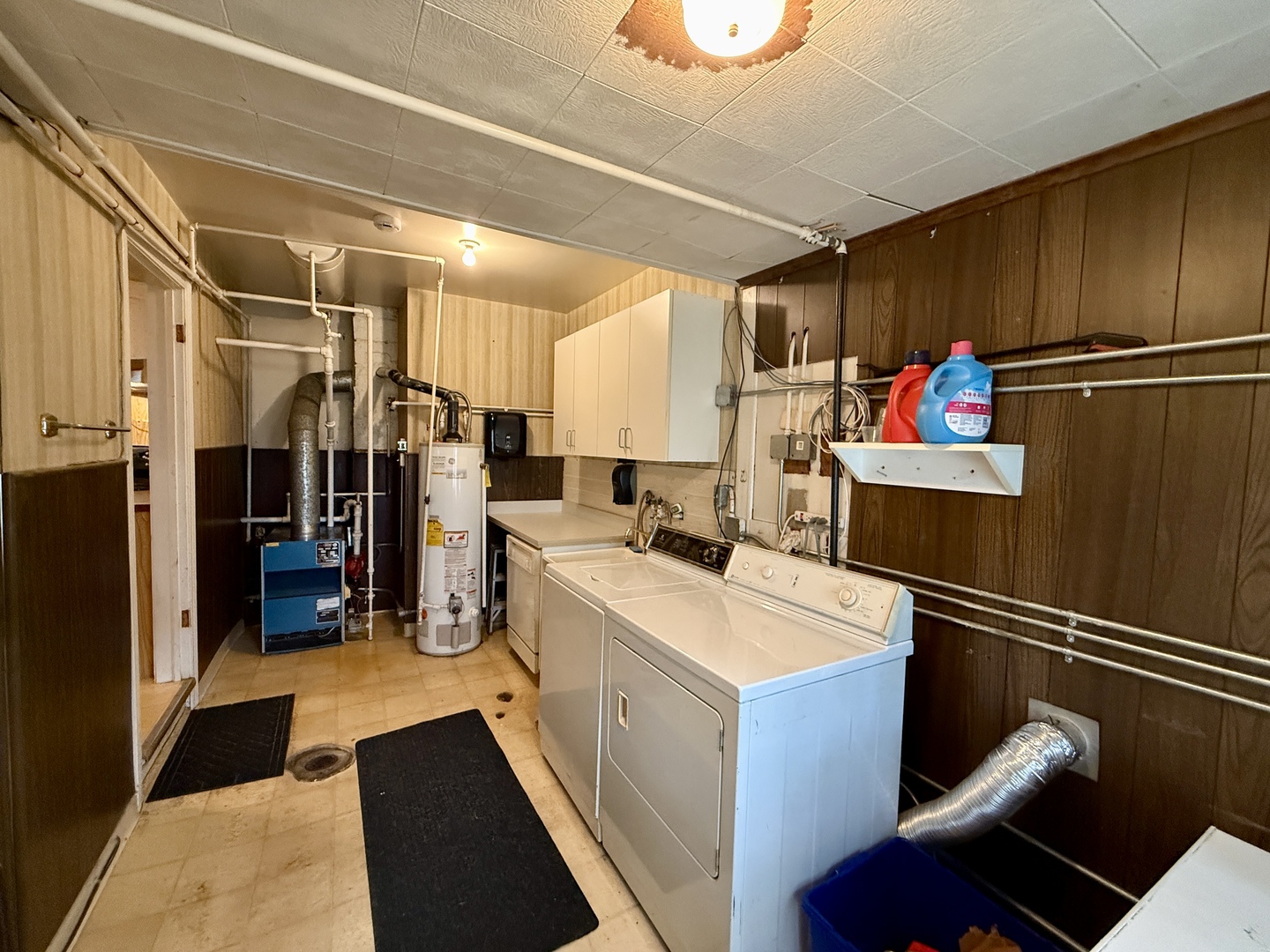9618 S 51st Avenue, Oak Lawn, IL 60453
