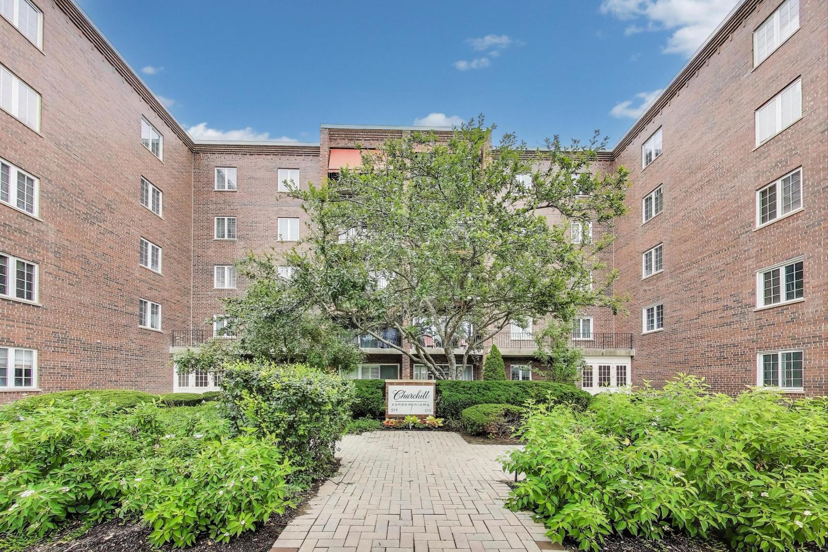 519 N Main Street #4EN, Glen Ellyn, IL 60137