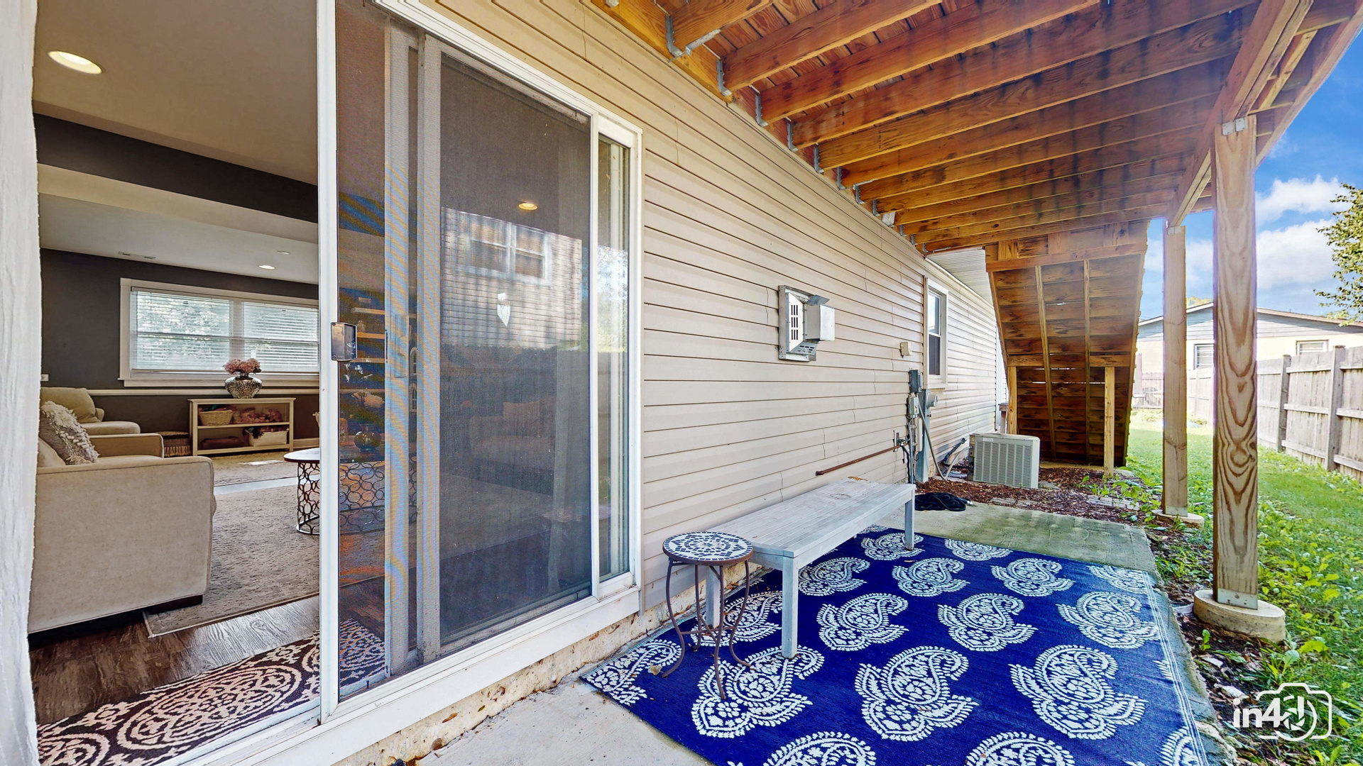 1113 N Smith Street, Palatine, IL 60067