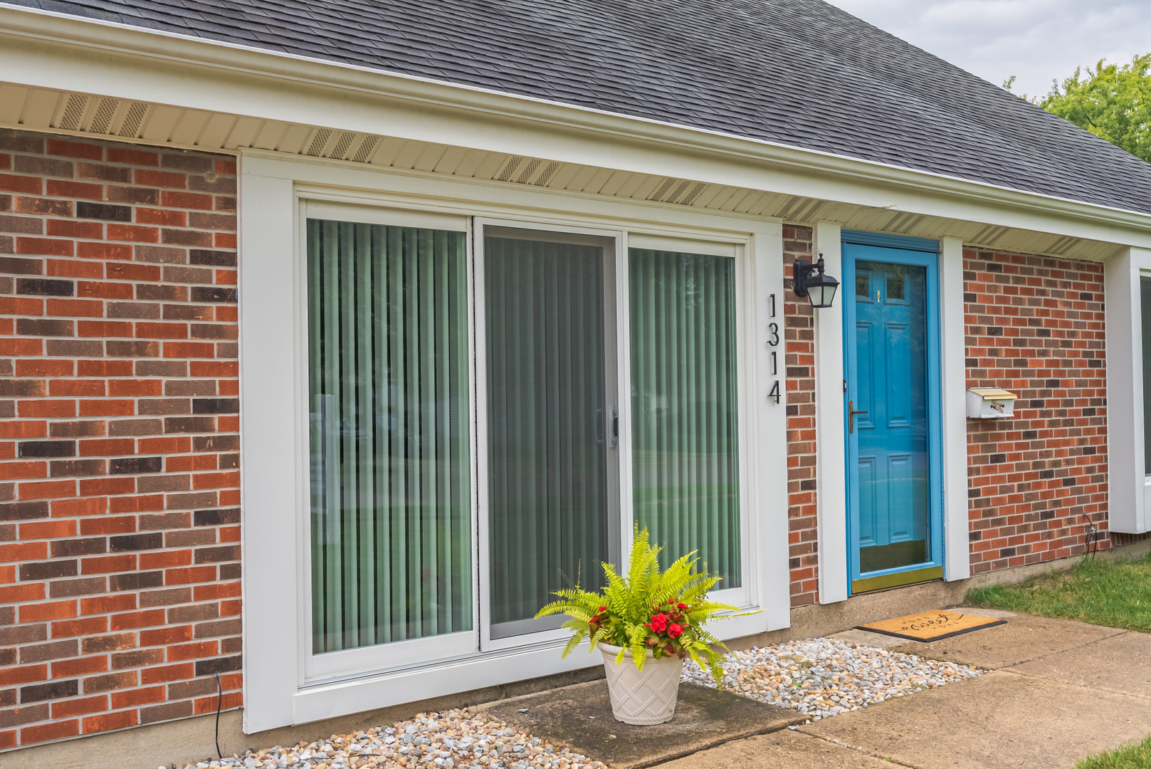1314 Appletree Lane, Aurora, IL 60506