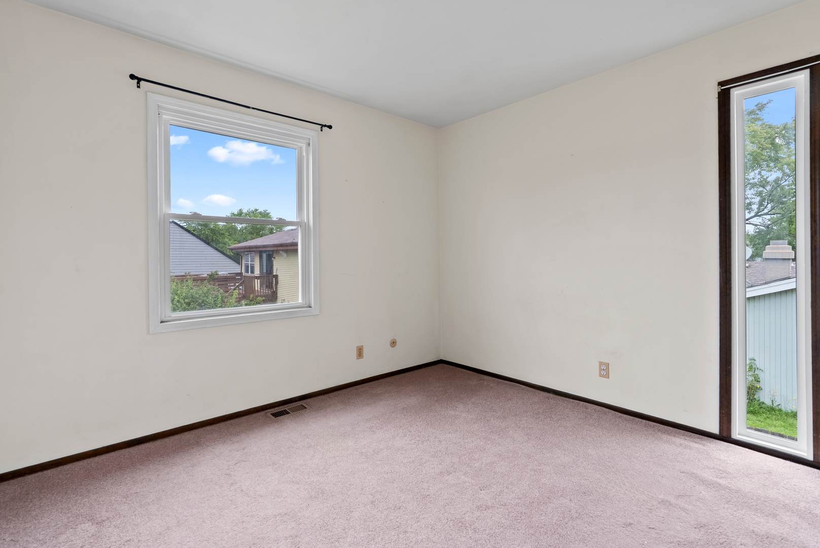1314 Appletree Lane, Aurora, IL 60506