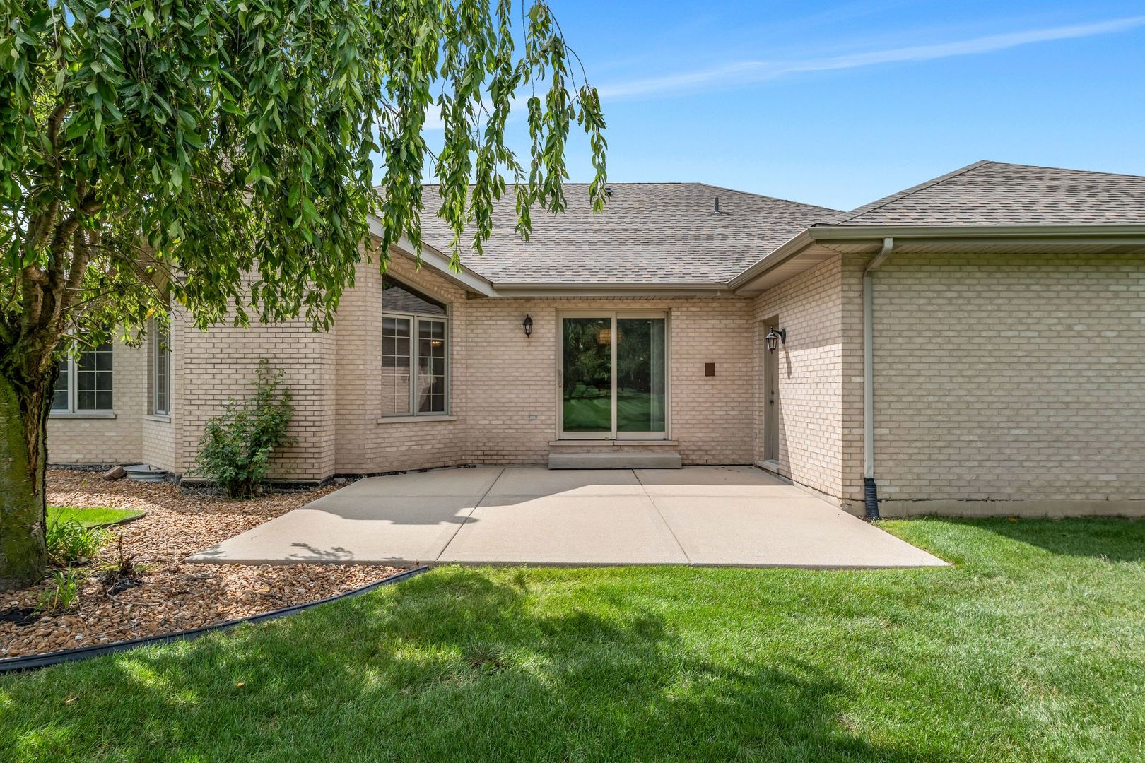24031 S Schoolhouse Road, Manhattan, IL 60442