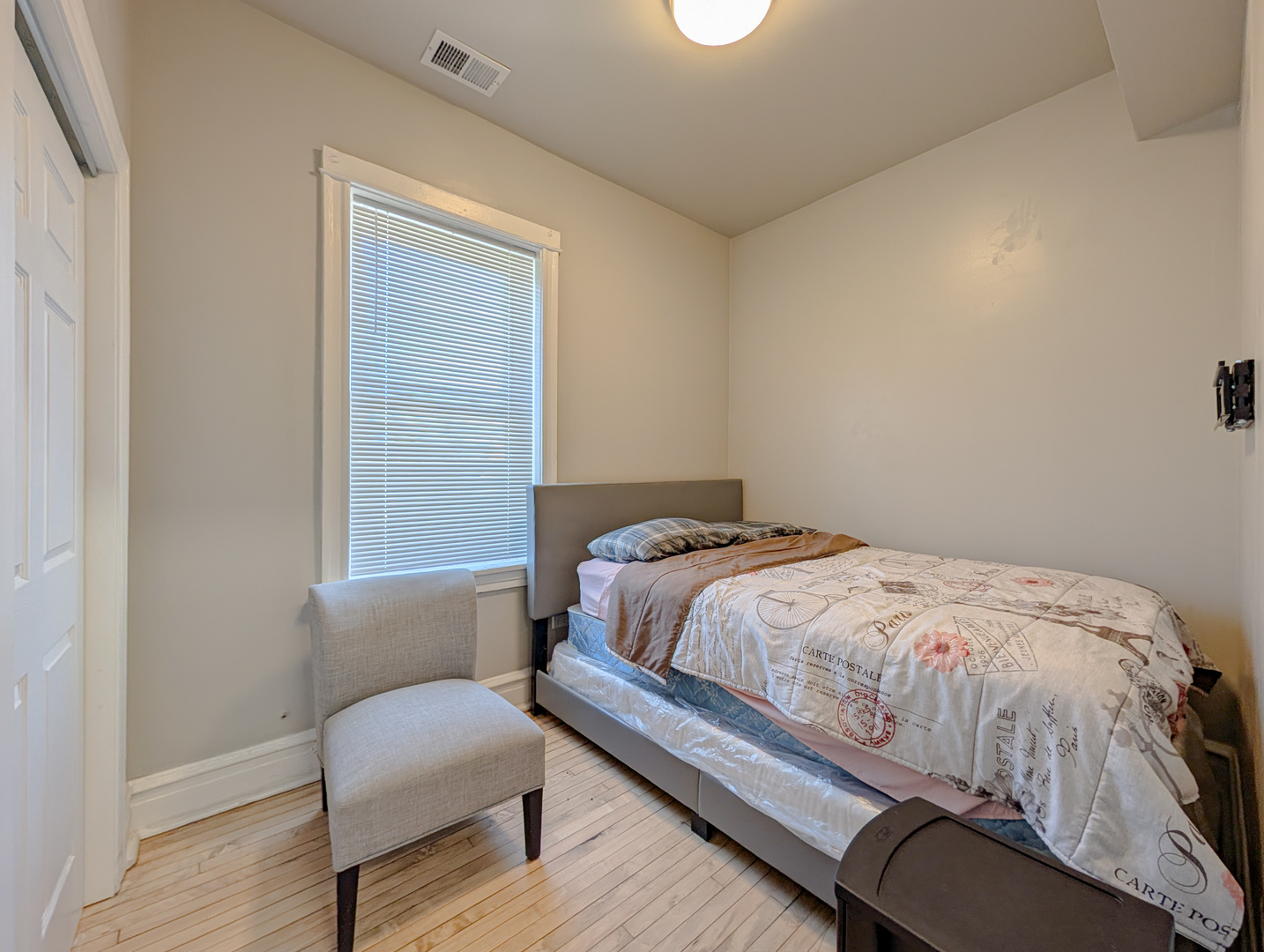 2838 W Roosevelt Road #3R, Chicago, IL 60612