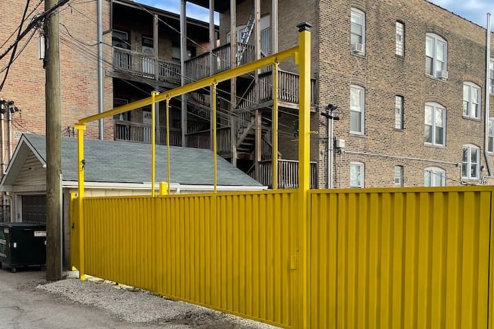 2838 W Roosevelt Road #3R, Chicago, IL 60612